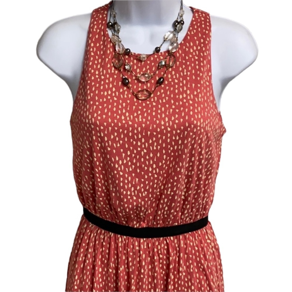 Loft Dress - Picture 2 of 5